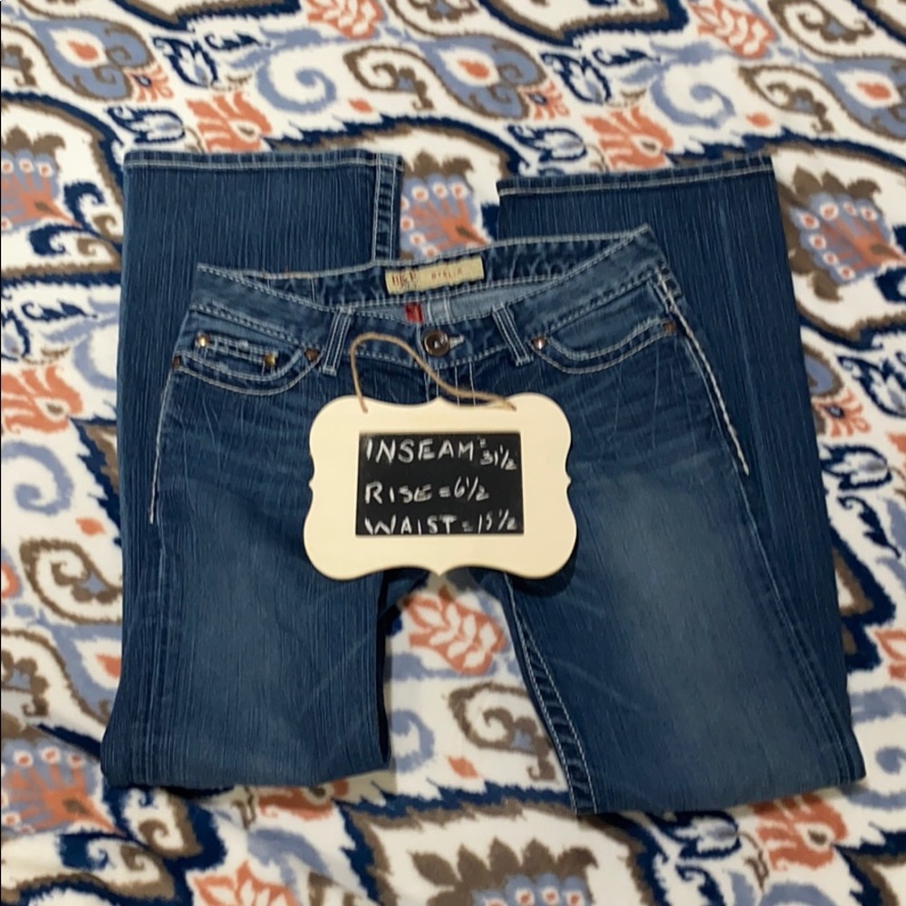 BKE Stella Jeans. Women sz 27 x 31-1/2 boot cut